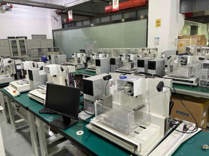 水浸超声扫描显微镜车间